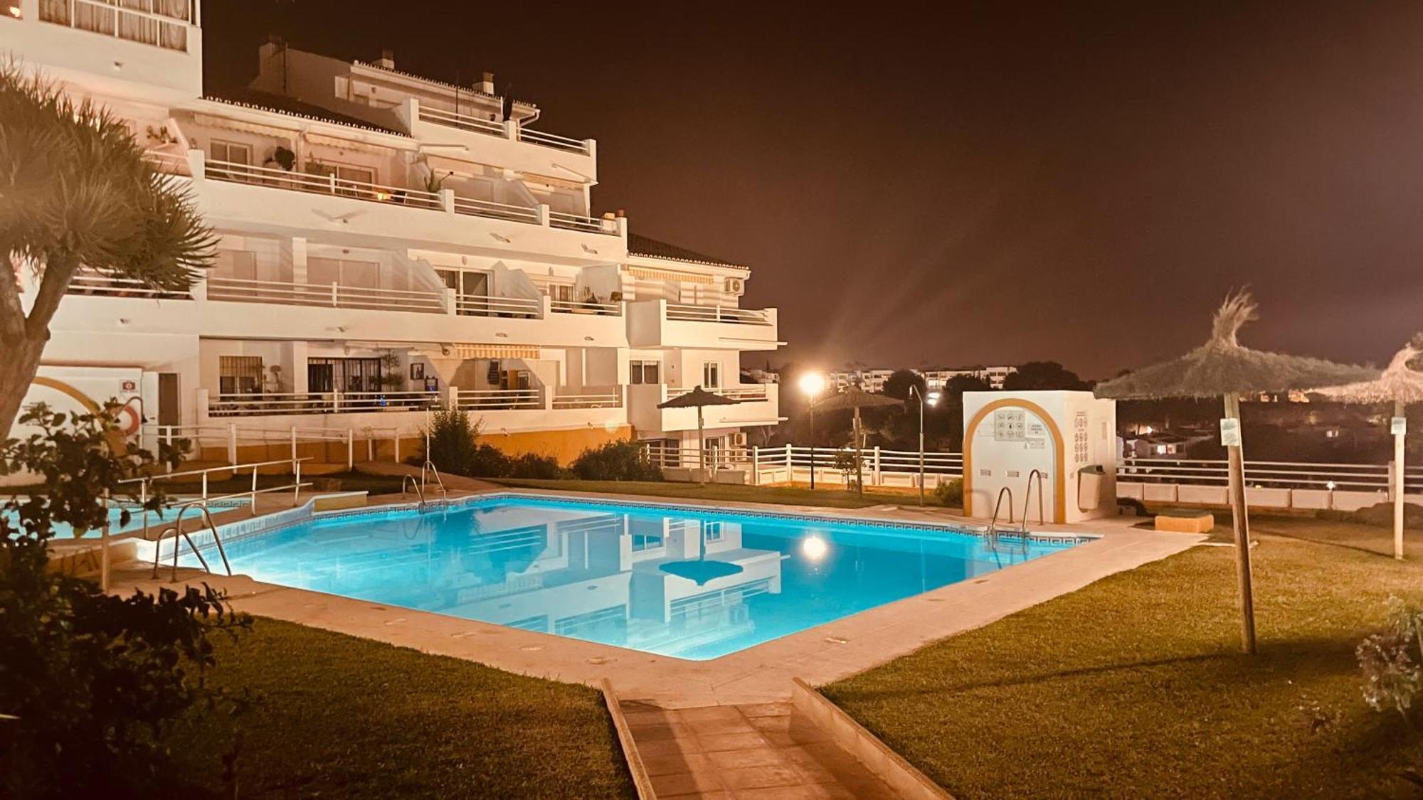 Seaview Apartment Mira Andalus Sitio de Calahonda エクステリア 写真